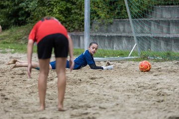 Bild 47 - wBJ/wCJ Beachsoccer Cup